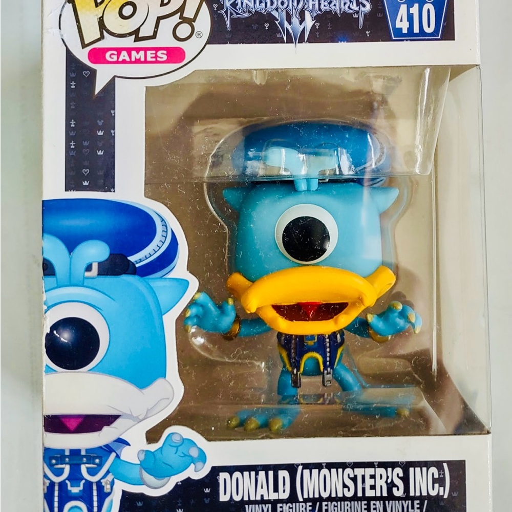 Funko Blue and Yellow Donald Duck Action Figure #410